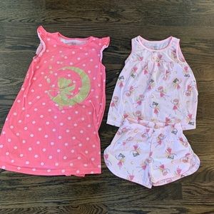 Girls size 4t pink pajama sets from Carters